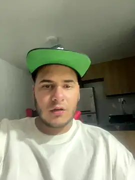 Pablo EscobarGomez online show from 12/16/25, 02:49