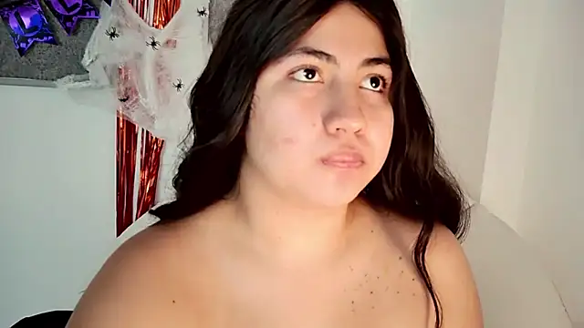 Madii smith online show from 10/19/25, 01:03