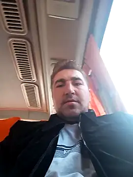 mert0359 online show from 11/01/25, 12:21