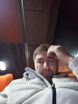 mert0359 online show from 11/30/25, 09:26