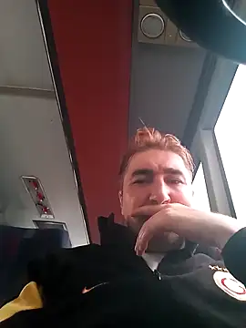 mert0359 online show from 09/26/25, 01:29