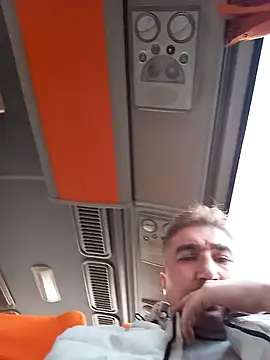 mert0359 online show from 12/20/25, 01:14