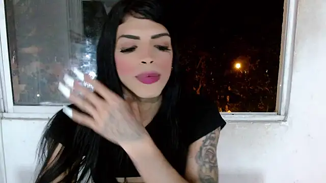 Snapshot of Lady_Dirty444 chatting on 01/17/26, 02:37 Lady Dirty444 online show from 01/17/26, 02:37