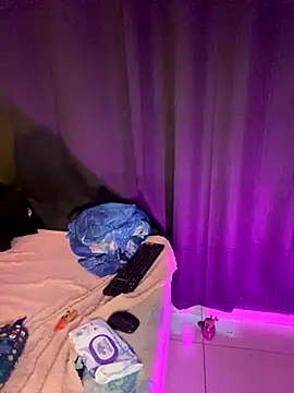 Lady Dirty444 online show from 10/13/25, 06:53