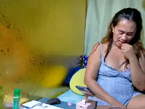 xxloveheart online show from 04/16/26, 12:06