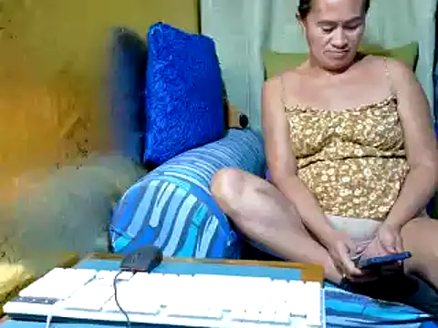 xxloveheart online show from 03/24/26, 10:10