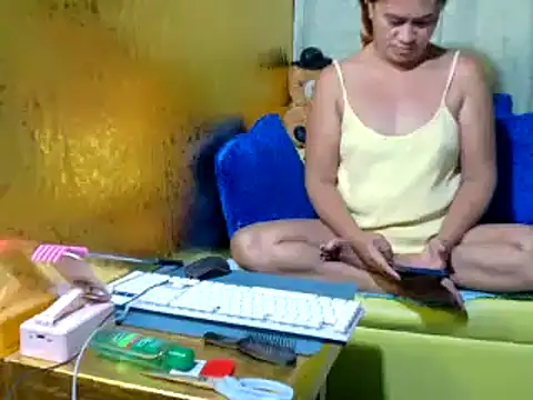 xxloveheart online show from 04/10/26, 09:22