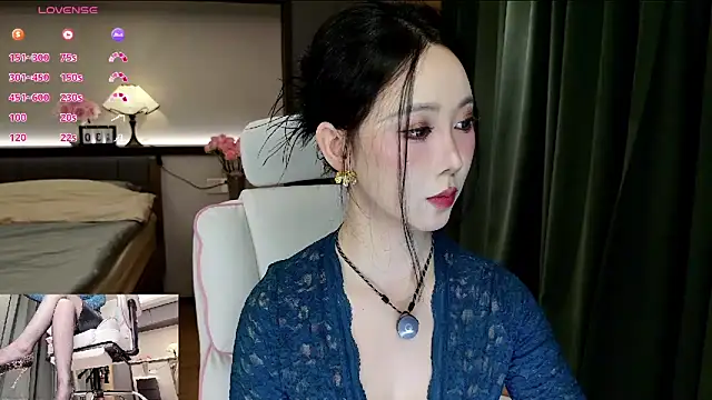 AYW-21 online show from 10/30/25, 12:36