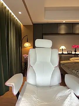 AYW-21 online show from 03/03/26, 02:46