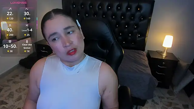 amanda noir online show from 10/18/25, 02:57