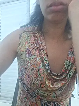 Snapshot of RavenShyfit chatting on 11/12/25, 11:03 RavenShyfit online show from 11/12/25, 11:03