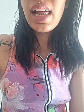 Snapshot of RavenShyfit chatting on 11/17/25, 11:36 RavenShyfit online show from 11/17/25, 11:36