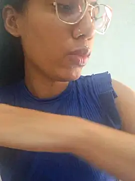 Snapshot of RavenShyfit chatting on 11/10/25, 11:48 RavenShyfit online show from 11/10/25, 11:48