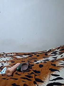 RavenShyfit online show from 04/11/26, 06:55