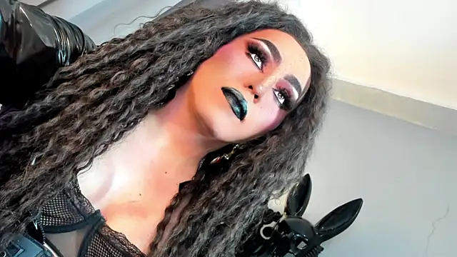 MagnaCumLoader17 online show from 01/07/26, 12:37