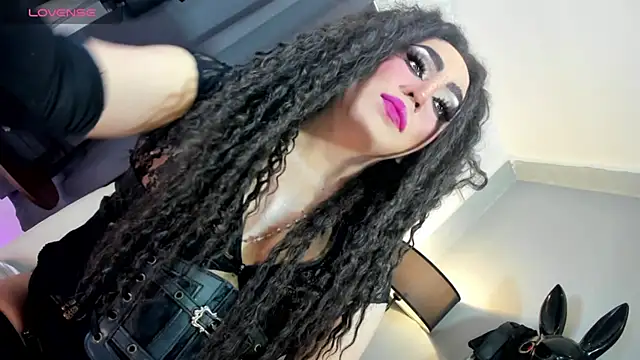 MagnaCumLoader17 online show from 10/20/25, 10:10