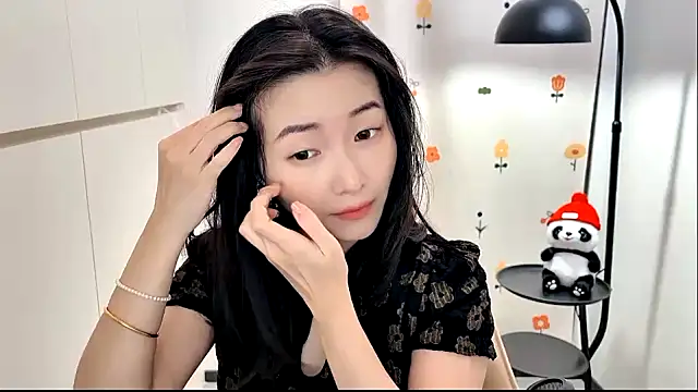 Rosalind xixi online show from 12/01/25, 08:15