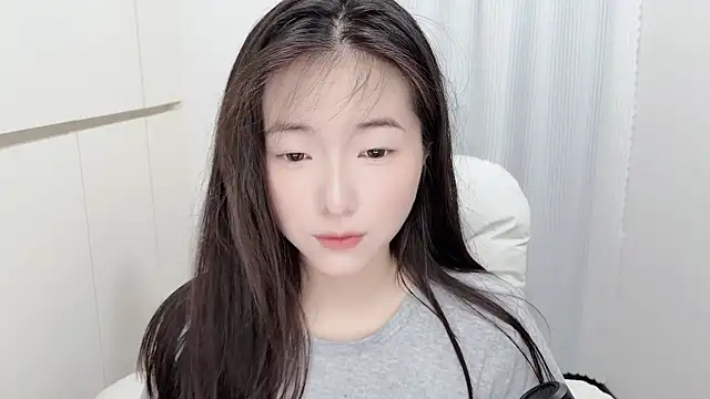 Snapshot of Rosalind_xixi chatting on 07/05/26, 01:21 Rosalind xixi online show from 07/05/26, 01:21