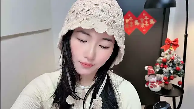 Rosalind xixi online show from 02/11/26, 10:26