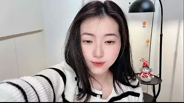 Rosalind xixi online show from 12/19/25, 09:22