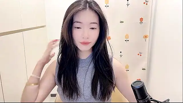 Snapshot of Rosalind_xixi chatting on 10/10/25, 07:53 Rosalind xixi online show from 10/10/25, 07:53