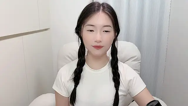 Snapshot of Rosalind_xixi chatting on 07/07/26, 06:47 Rosalind xixi online show from 07/07/26, 06:47