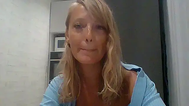 Vexxaa online show from 10/06/25, 05:02