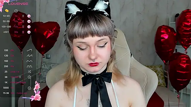 Tori Cutie online show from 02/21/26, 12:01