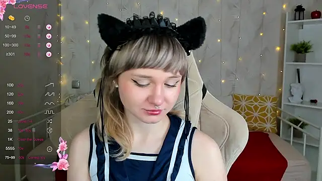 Tori Cutie online show from 03/08/26, 12:05