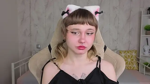 Tori Cutie online show from 05/08/26, 12:36