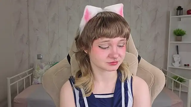 Tori Cutie online show from 05/20/26, 12:07