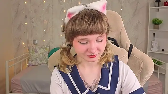 Tori Cutie online show from 05/27/26, 12:09
