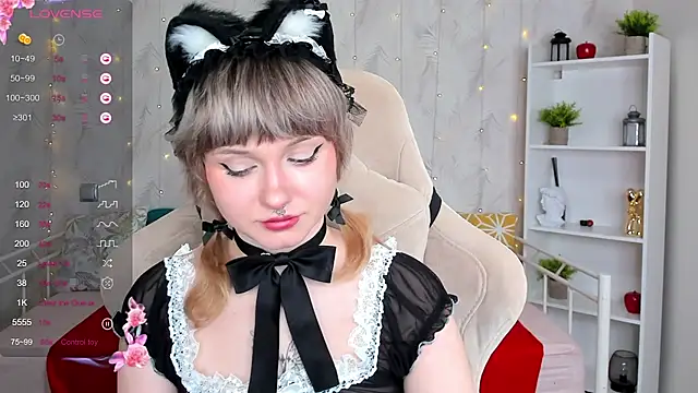 Tori Cutie online show from 03/11/26, 12:04