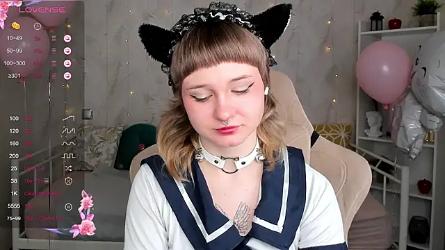Tori Cutie online show from 04/09/26, 12:12