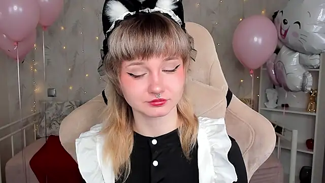 Tori Cutie online show from 04/03/26, 12:06