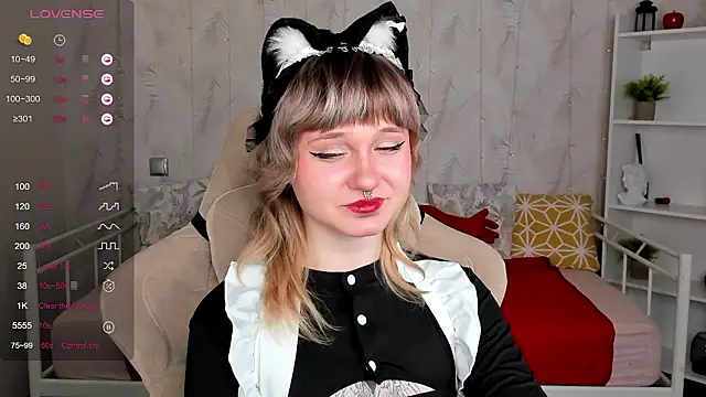 Tori Cutie online show from 03/18/26, 12:03