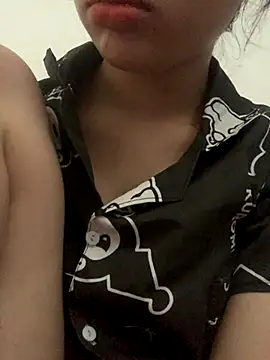 Snapshot of Nguyenha11 chatting on 10/02/25, 09:34 Nguyenha11 online show from 10/02/25, 09:34