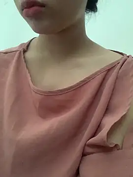 Snapshot of Nguyenha11 chatting on 09/15/25, 08:26 Nguyenha11 online show from 09/15/25, 08:26