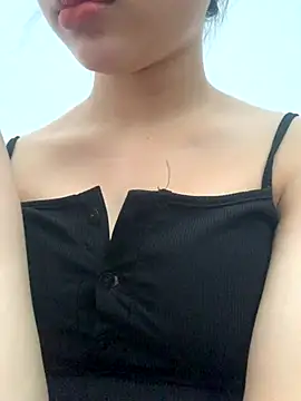 Snapshot of Nguyenha11 chatting on 09/20/25, 06:29 Nguyenha11 online show from 09/20/25, 06:29