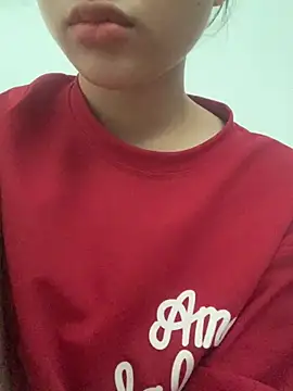 Snapshot of Nguyenha11 chatting on 09/22/25, 08:31 Nguyenha11 online show from 09/22/25, 08:31