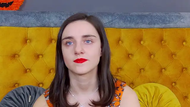 Snapshot of Jessica_White_ chatting on 11/24/25, 05:07 Jessica White online show from 11/24/25, 05:07