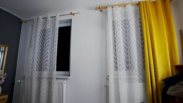 Snapshot of Jessica_White_ chatting on 10/09/25, 04:02 Jessica White online show from 10/09/25, 04:02