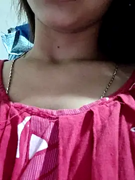 Snapshot of sana-5 chatting on 10/18/25, 02:41 sana-5 online show from 10/18/25, 02:41