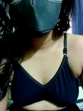 indumathi123 online show from 04/15/26, 07:14