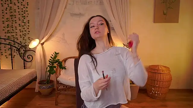 Snapshot of EvaDowe chatting on 12/18/25, 04:06 EvaDowe online show from 12/18/25, 04:06