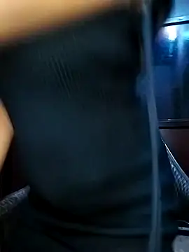 Snapshot of Amisha2 chatting on 09/21/25, 04:56 Amisha2 online show from 09/21/25, 04:56