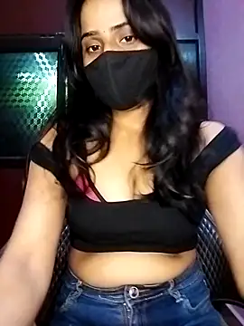 Snapshot of Amisha2 chatting on 10/06/25, 05:13 Amisha2 online show from 10/06/25, 05:13