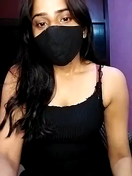 Snapshot of Amisha2 chatting on 09/28/25, 07:10 Amisha2 online show from 09/28/25, 07:10