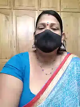Snapshot of sutari84 chatting on 07/14/26, 12:00 sutari84 online show from 07/14/26, 12:00