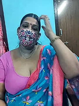Snapshot of sutari84 chatting on 09/24/25, 04:30 sutari84 online show from 09/24/25, 04:30